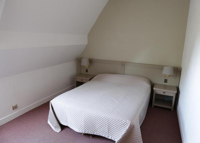 Normandy Belleme Deluxe Double Room with Shower
