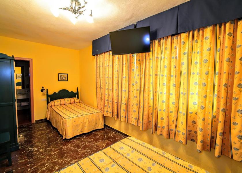 Andalusia Durcal Double Room with Extra Bed