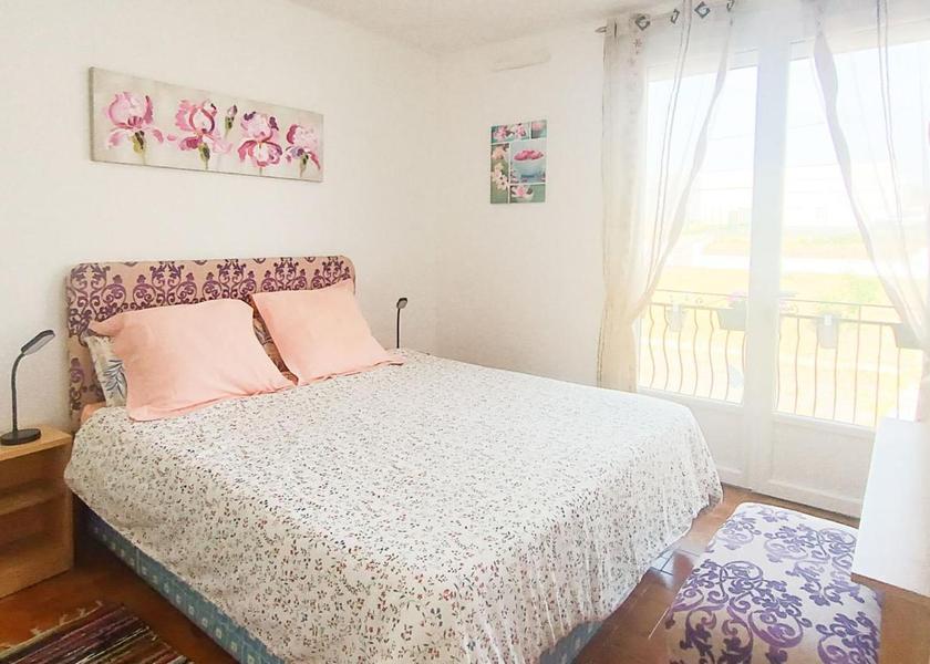 Nouvelle-Aquitaine Confolens Double Room with Shared Bathroom
