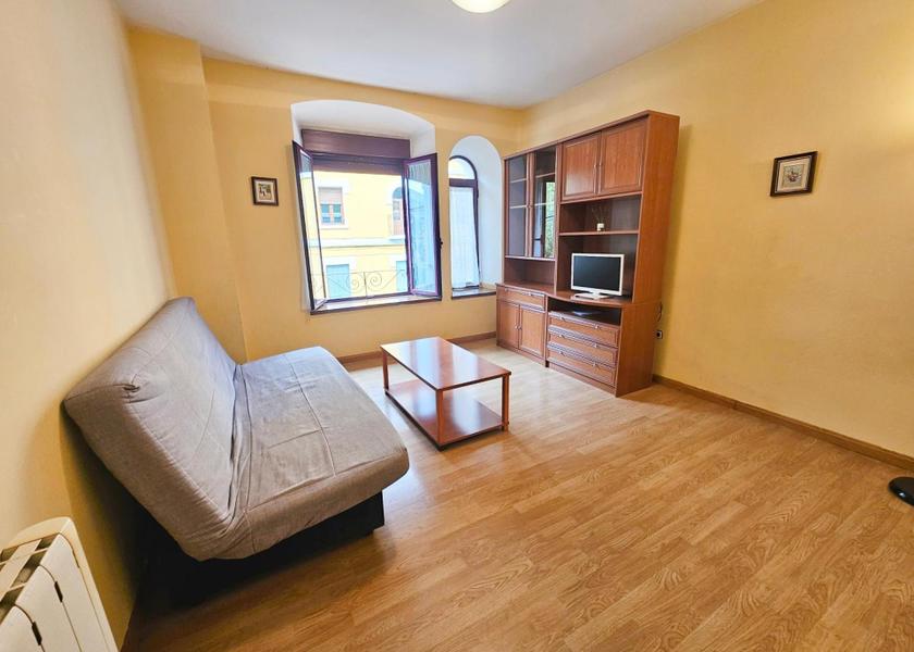 Aragon Canfranc One-Bedroom Apartment