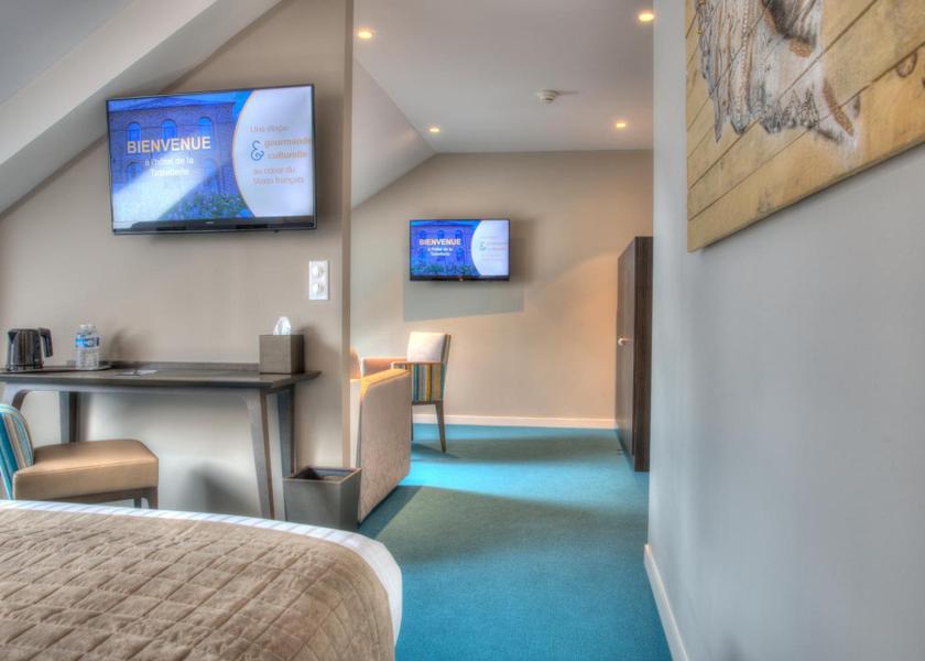 Hauts-de-France Meru Family Room