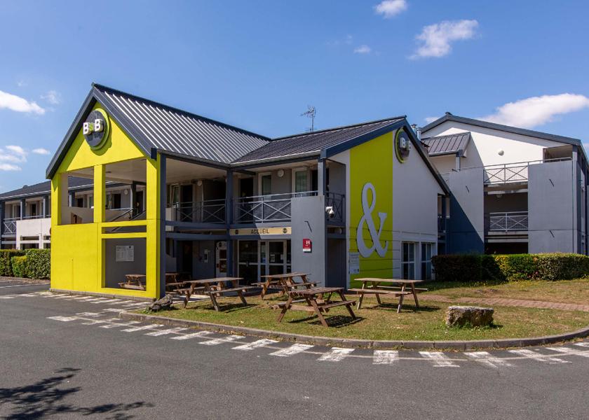 Centre - Loire Valley Chateauroux exterior view