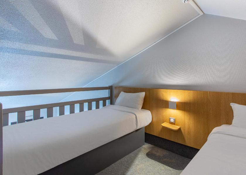 Centre - Loire Valley Chateauroux Quadruple Room