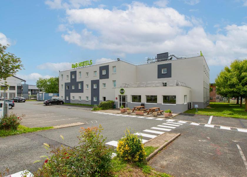 Centre - Loire Valley Chateauroux exterior view
