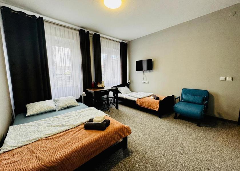 Silesian Voivodeship Czestochowa Triple Room with Private Bathroom