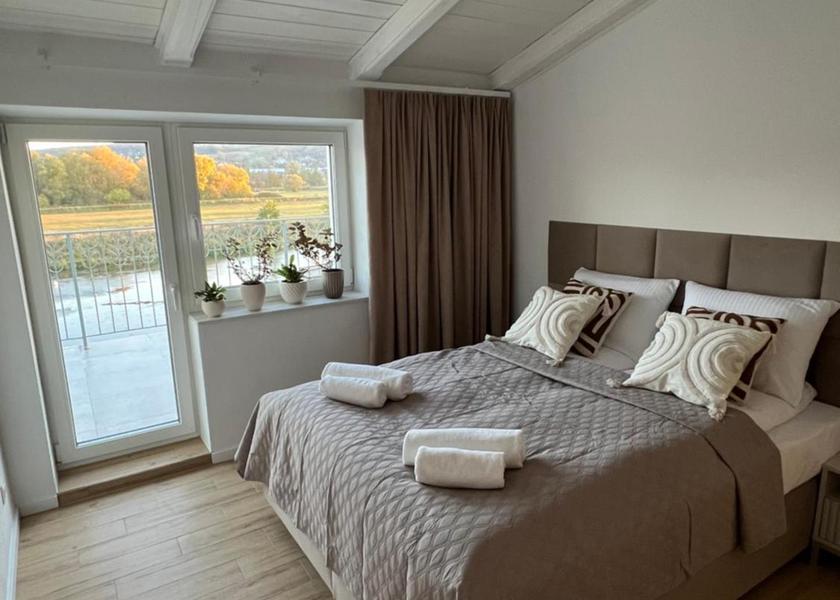 Podkarpackie Voivodeship Przemysl Two-Bedroom Deluxe Apartment with Balcony