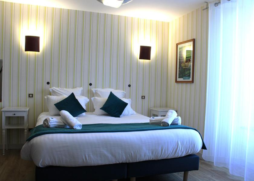 Normandy Grandcamp-Maisy Premier