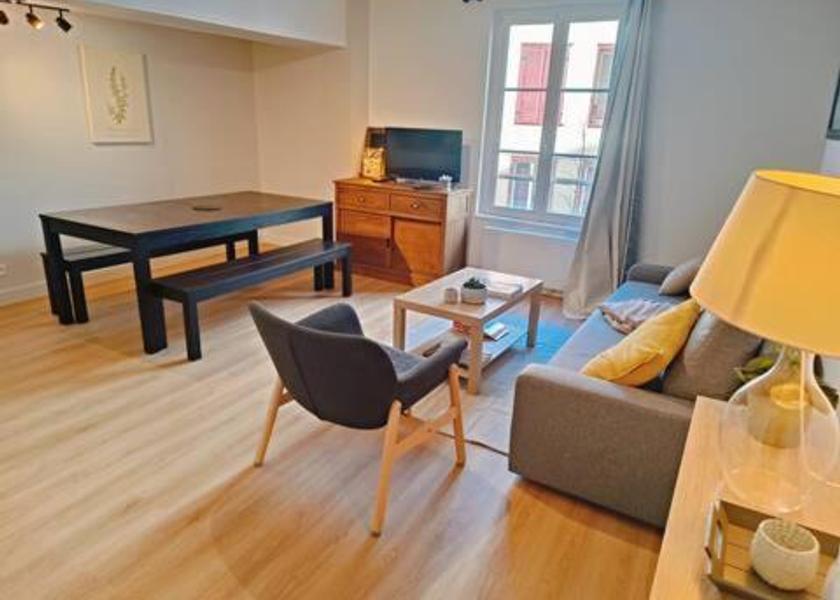 Centre-Loire Valley Illiers-Combray One-Bedroom Apartment