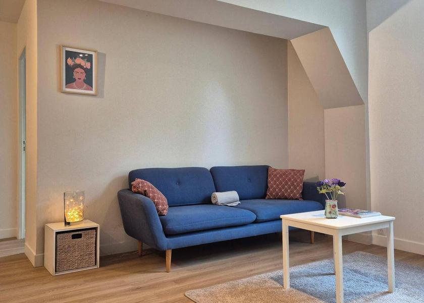 Centre-Loire Valley Illiers-Combray Apartment - Ground Floor