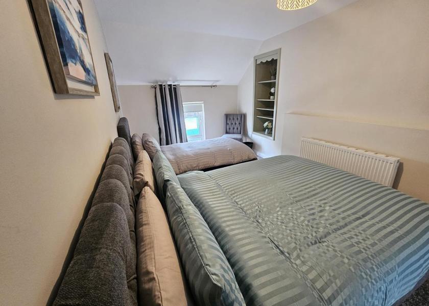 County Cavan Cavan Triple Room with Private Bathroom