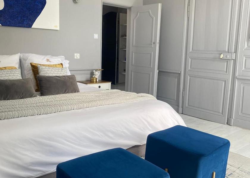 Hauts-de-France Montreuil-sur-Mer Queen Room with Garden View