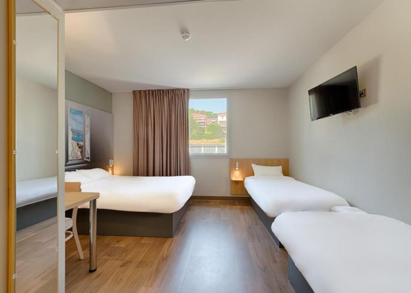 Provence - Alpes - Cote d'Azur Saint-Victoret Quadruple Room