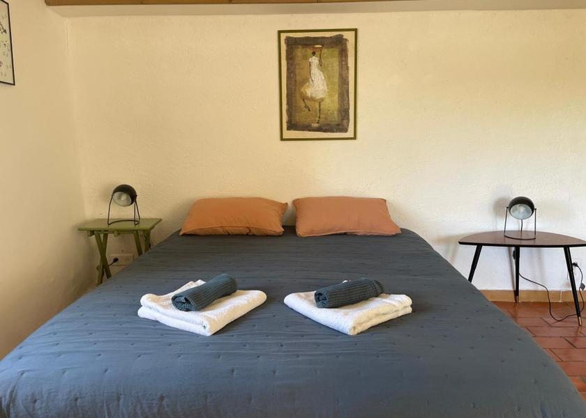 Provence-Alpes-Côte d'Azur Cabrieres-d'Avignon Triple Room with Garden View