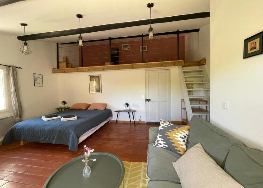 Provence-Alpes-Côte d'Azur Cabrieres-d'Avignon Triple Room with Garden View