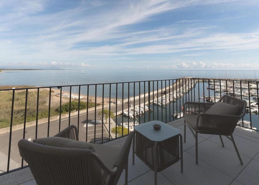 Corsica Sari-Solenzara King Suite with Balcony, Sea View and Kitchenette - Non-Smoking