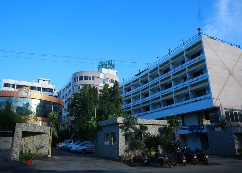 Tamil Nadu Trichy Hotel Exterior