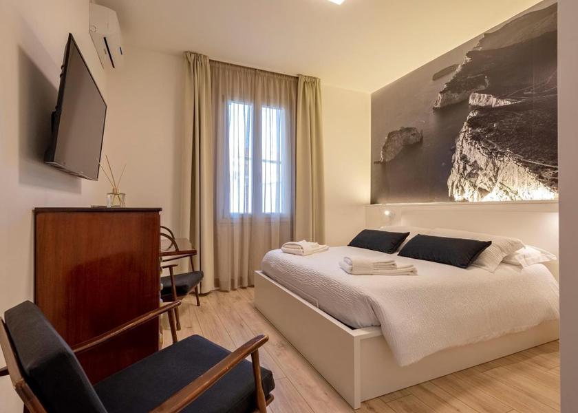 Sardinia Alghero Two-Bedroom Apartment