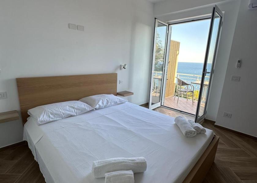 Campania Casal Velino Suite with Sea View