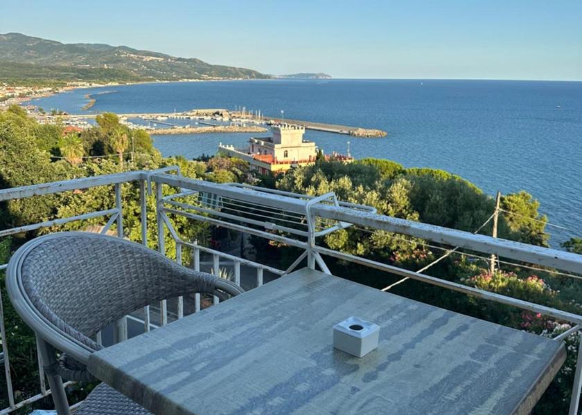 Campania Casal Velino Suite with Sea View