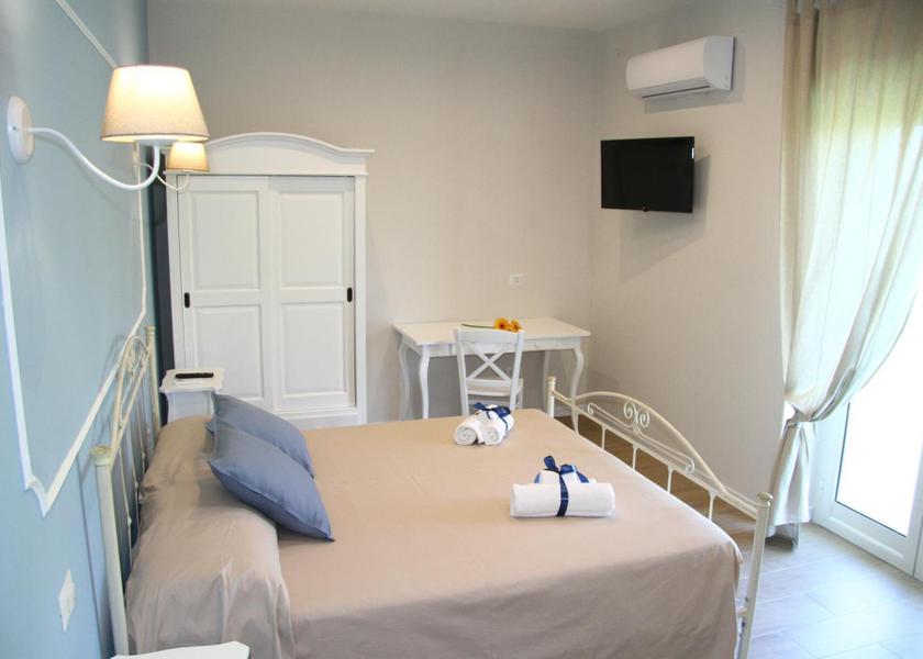 Campania Capaccio-Paestum Double Room with Private Bathroom