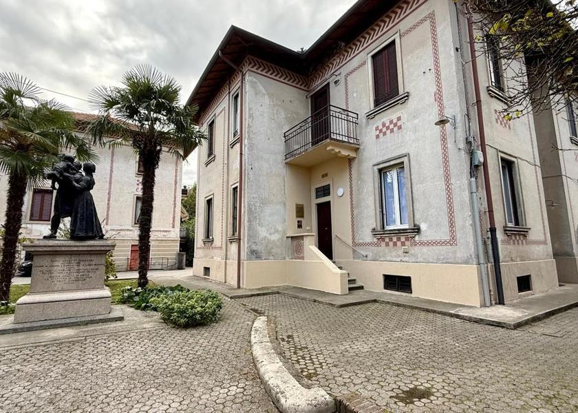 Lombardy Saronno exterior view