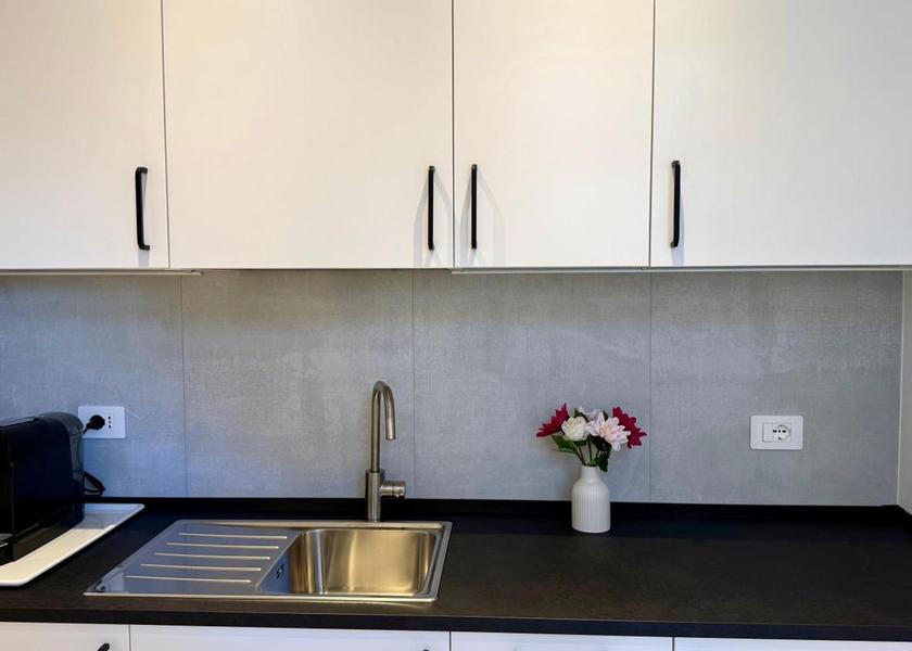 Lombardy Saronno kitchen