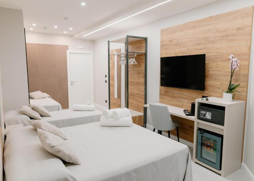 Abruzzo Pescara Triple Room
