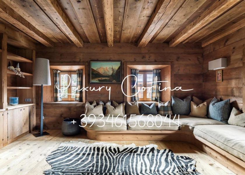 Veneto Cortina d'Ampezzo Superior Apartment with Sauna