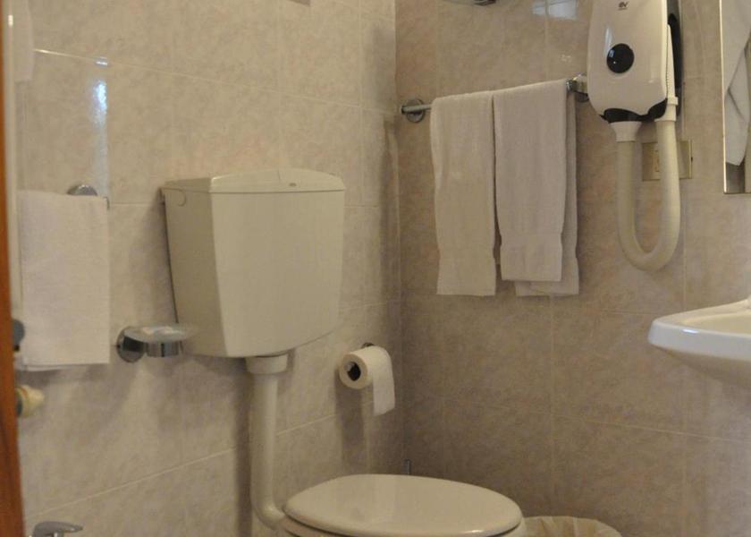 Tuscany Florence Triple Standard