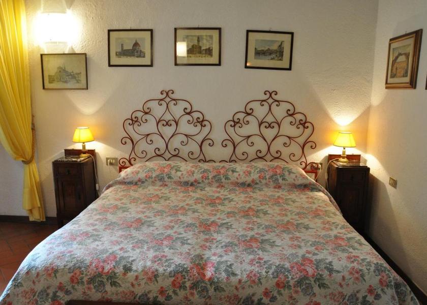 Tuscany Florence Triple Standard