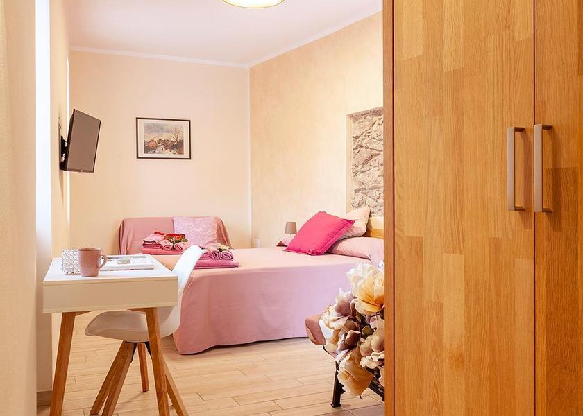 Lombardy Somma Lombardo Double Room with Private Bathroom