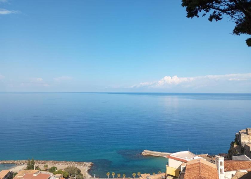 Calabria Pizzo nearby attraction