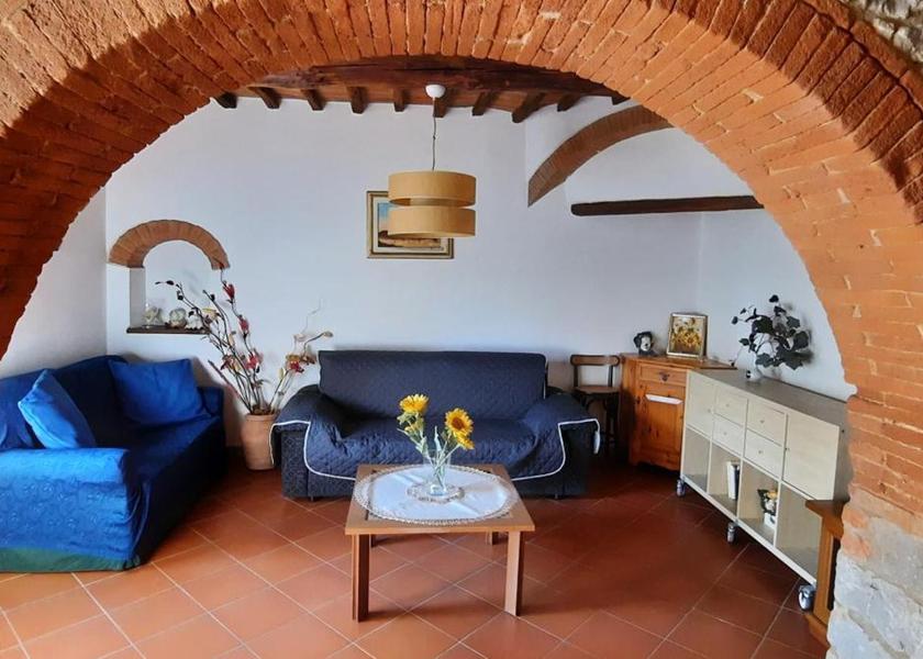 Tuscany Radda in Chianti One-Bedroom Apartment