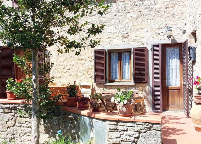 Tuscany Radda in Chianti One-Bedroom Apartment
