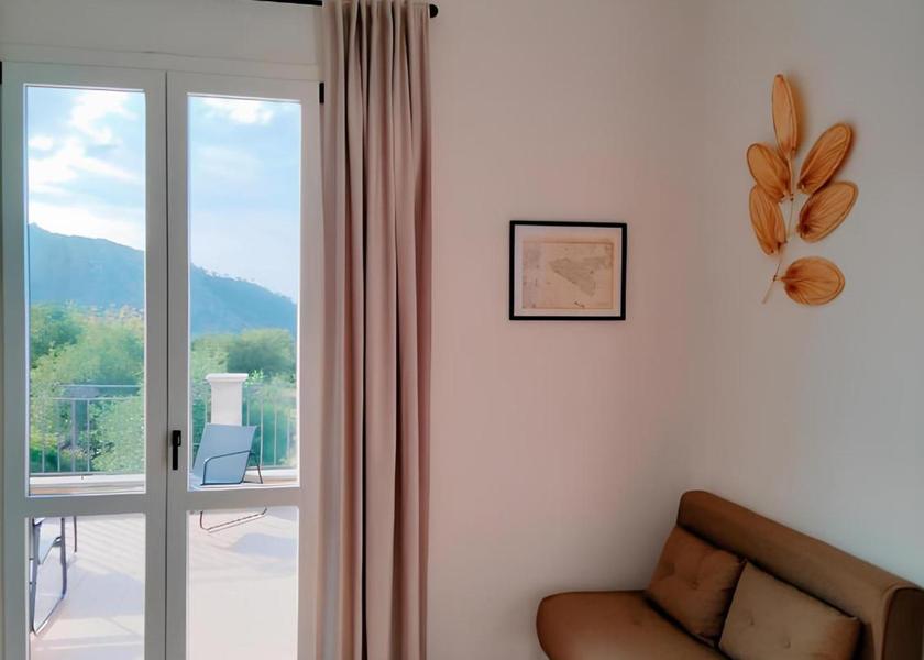 Sicily Termini Imerese Deluxe Double Room with Balcony and Sea View