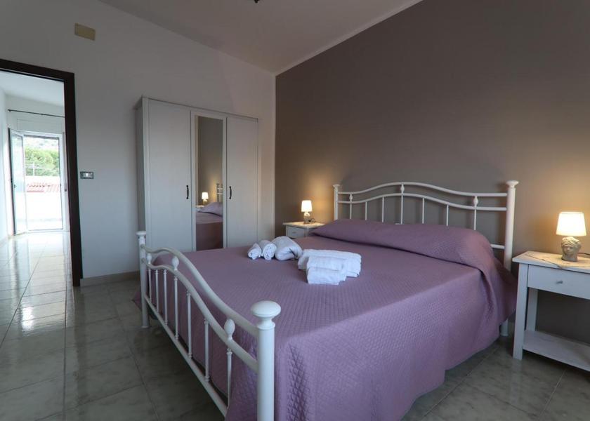 Sicily Carini Double Room with Private External Bathroom