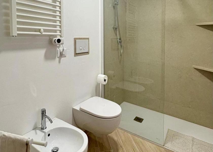 Puglia Castellana Grotte Deluxe Double Room with Extra Bed