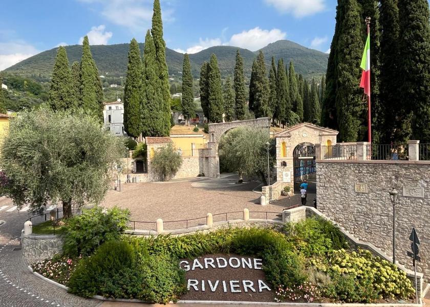 Lombardy Gardone Riviera 