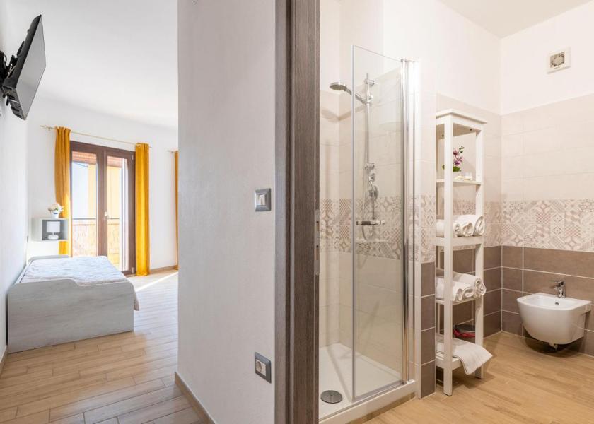 Sardinia Jerzu Triple Room with Shower