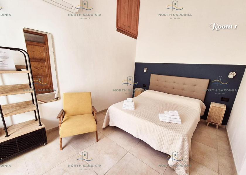 Sardinia La Maddalena bed
