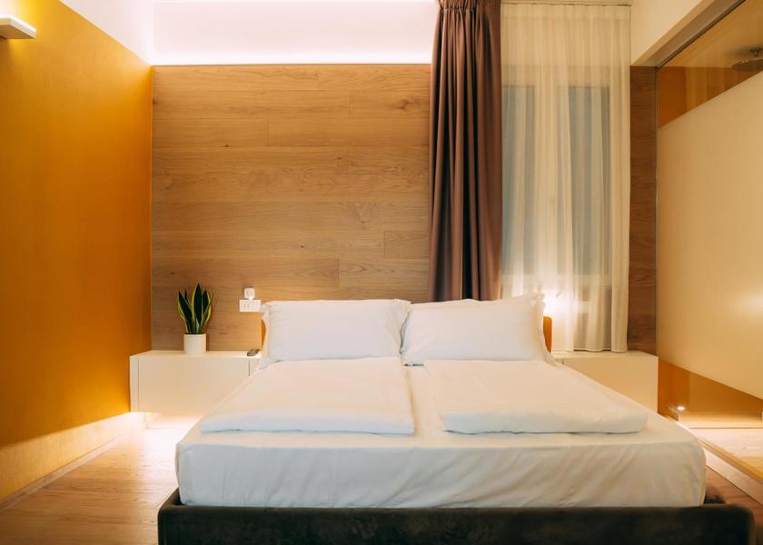 Veneto Lazise Double Room with Lake View