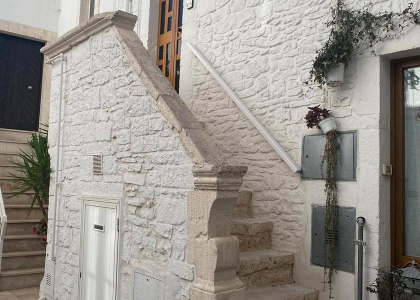 Puglia Locorotondo exterior view