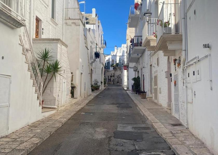 Puglia Locorotondo exterior view