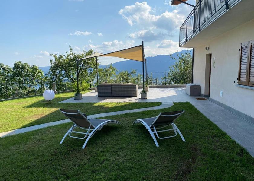 Piedmont Pettenasco garden