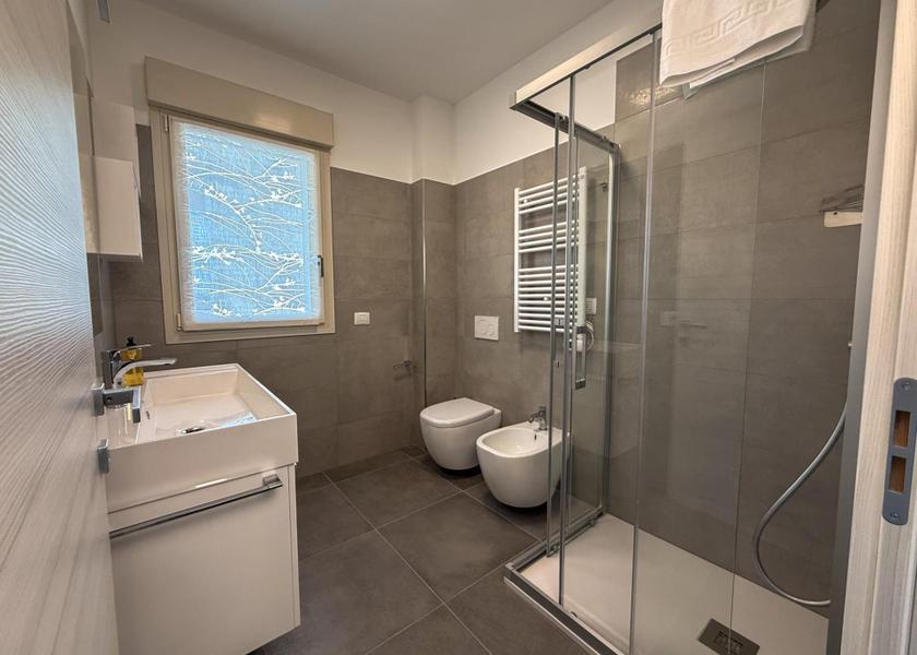 Marche San Benedetto del Tronto Superior Apartment with City View