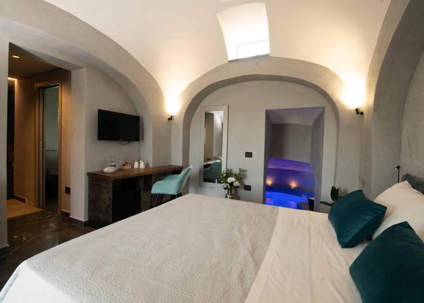 Campania Trecase Double Room with Spa Bath