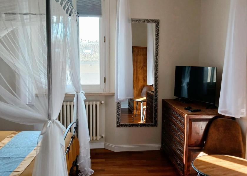 Emilia-Romagna Castel San Pietro Terme Superior King Room