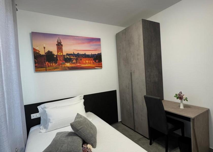 Lombardy Grassobbio Double Room with Private Bathroom