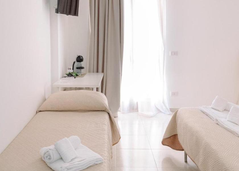 Calabria Scilla Quadruple Room