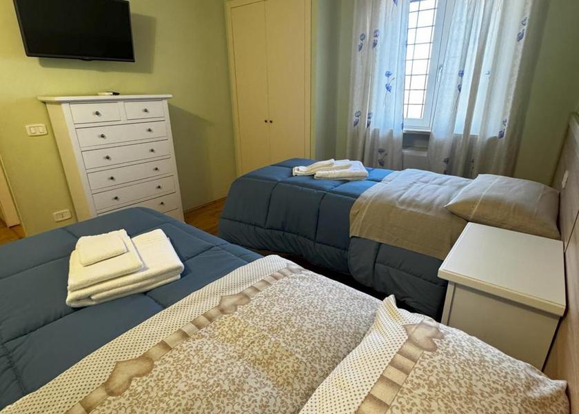 Marche Tolentino Triple Room